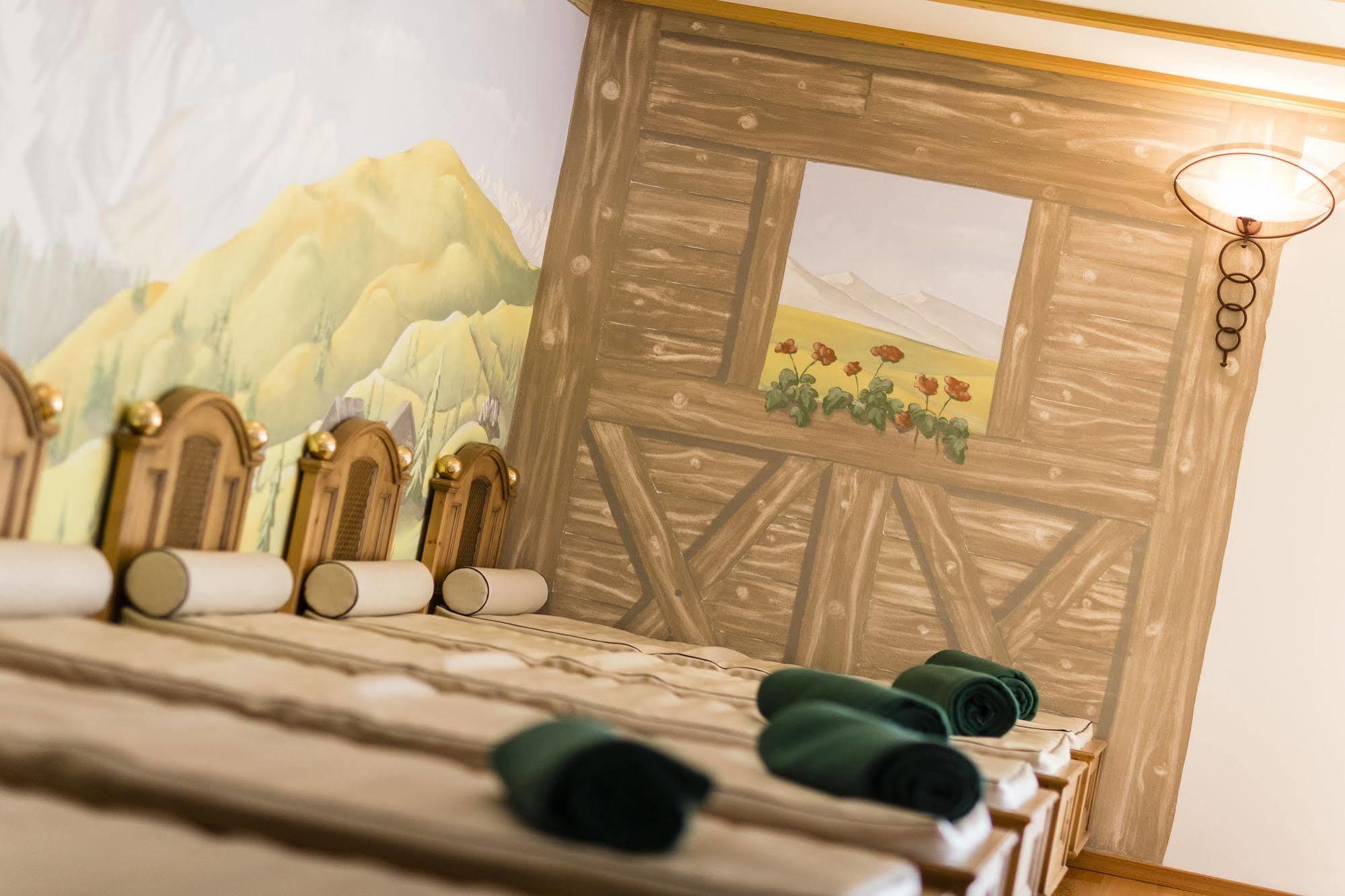 Dolcevita Hotel Jagdhof Laces Ngoại thất bức ảnh