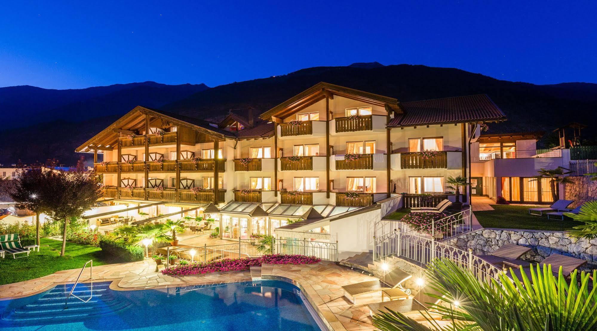 Dolcevita Hotel Jagdhof Laces Ngoại thất bức ảnh